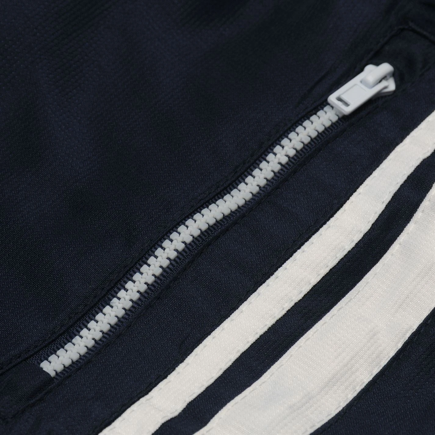 Lonsdale Two Stripe Closed Hem Woven Pants Junior Boys 3 Lonsdale Two Stripe Closed Hem Woven Pants Junior Boys - Image 3